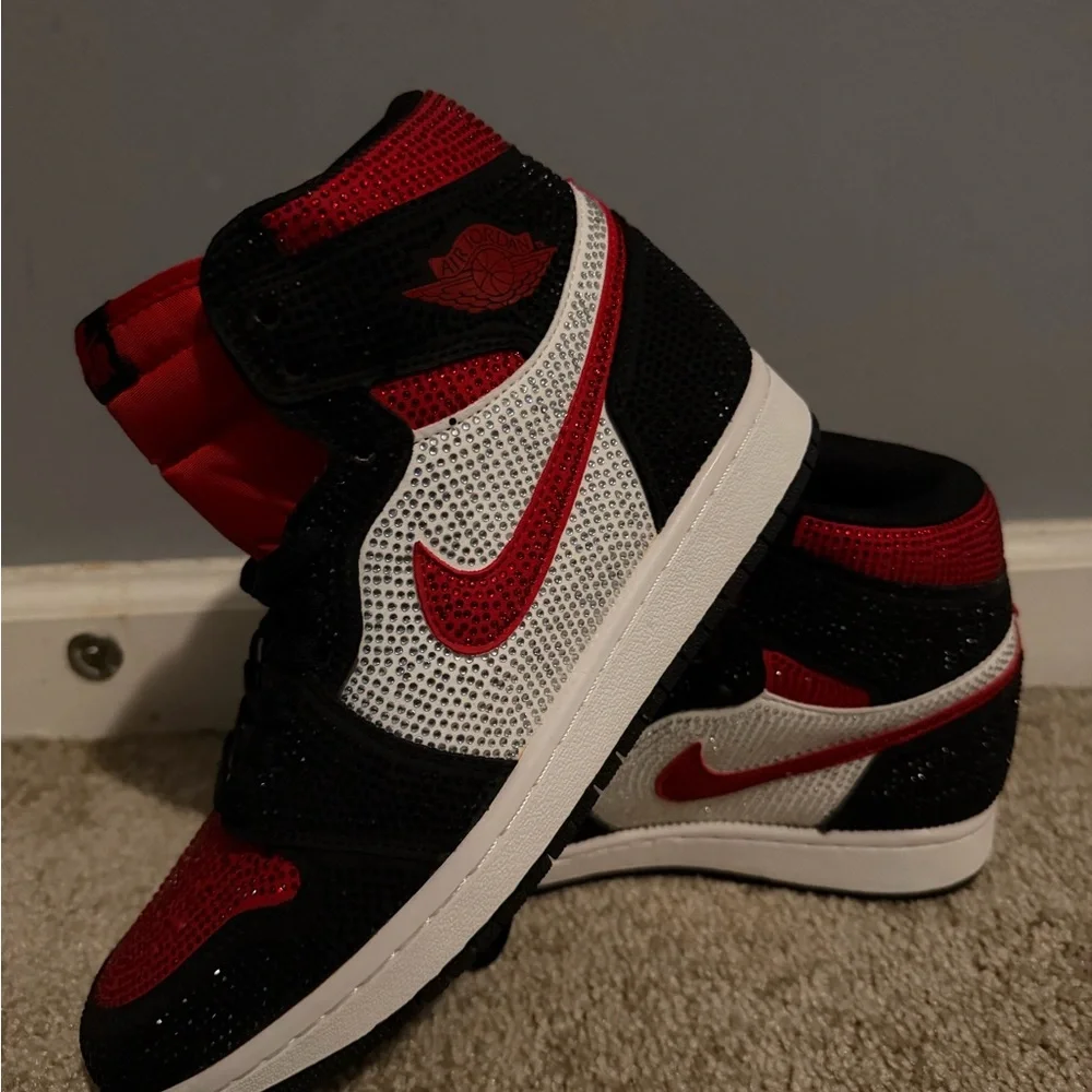 Nike Red and Black Bedazzled Shoes - Picture 2 of 2